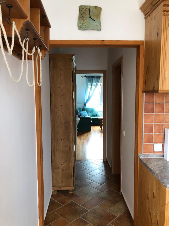 Capri Apartman エゲル エクステリア 写真